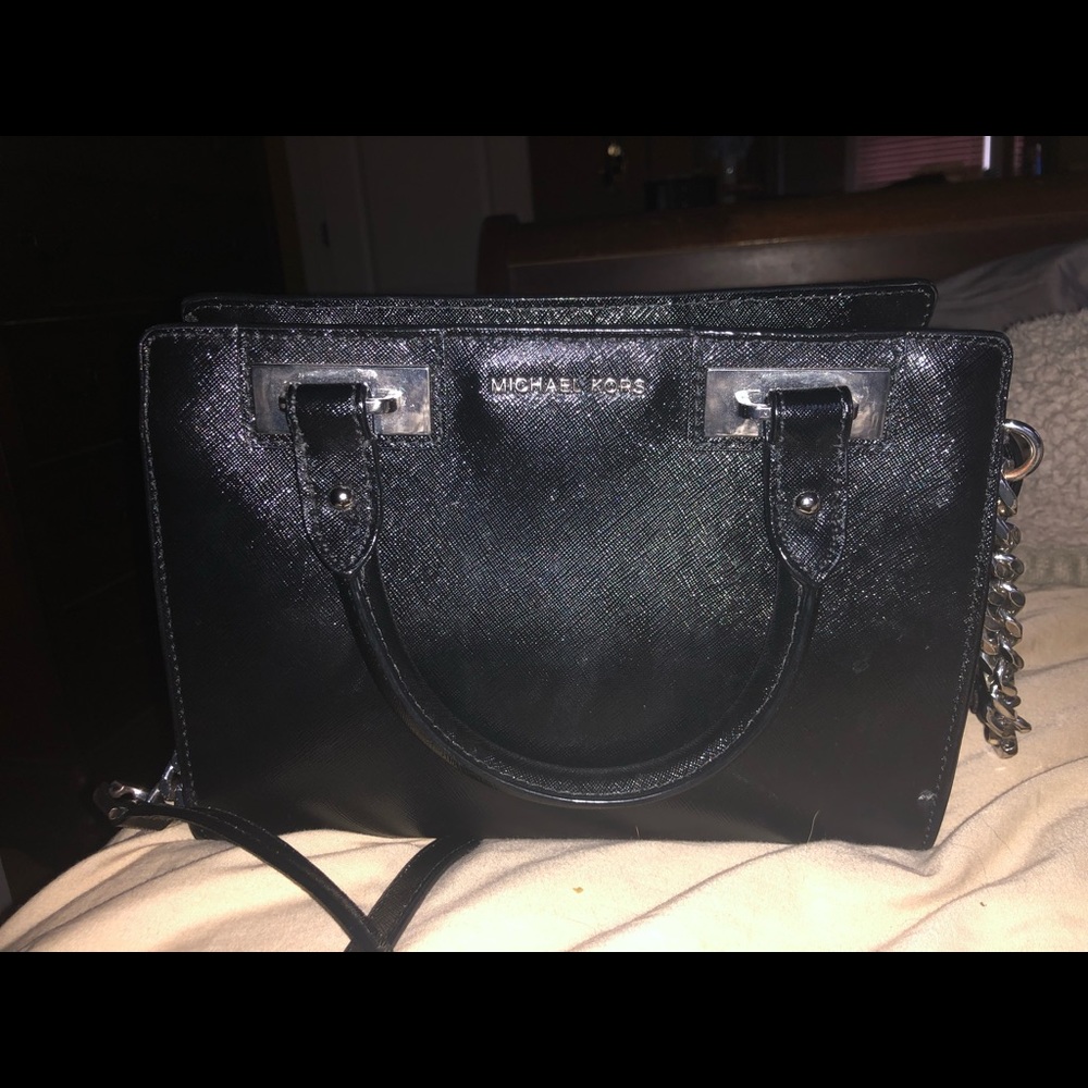 Black Micheal Kors Purse Barley Used